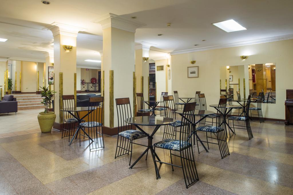 Rainbow Towers Hotel & Conference Centre Harare Exteriér fotografie