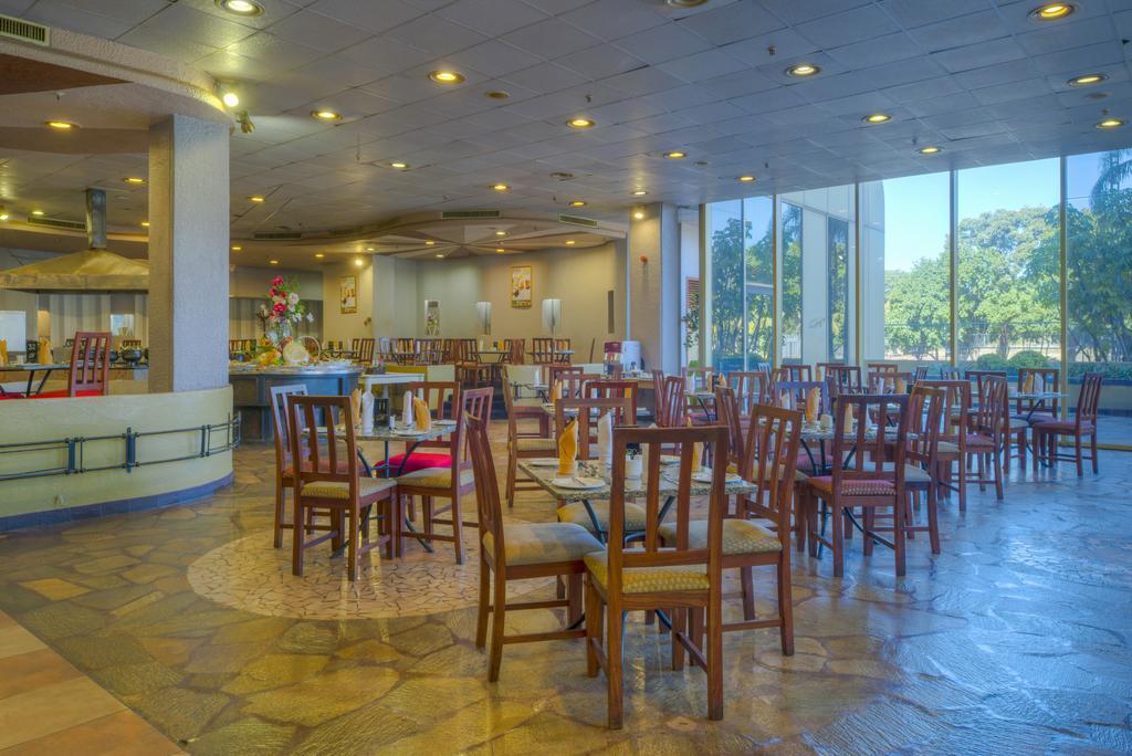 Rainbow Towers Hotel & Conference Centre Harare Exteriér fotografie
